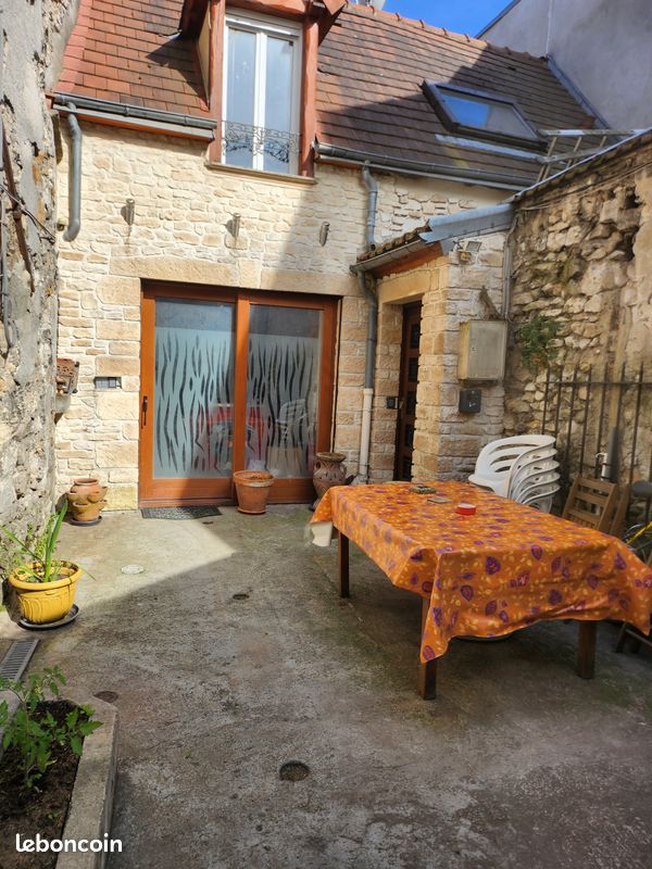 Duplex entre paris et disneyland (image 10)
