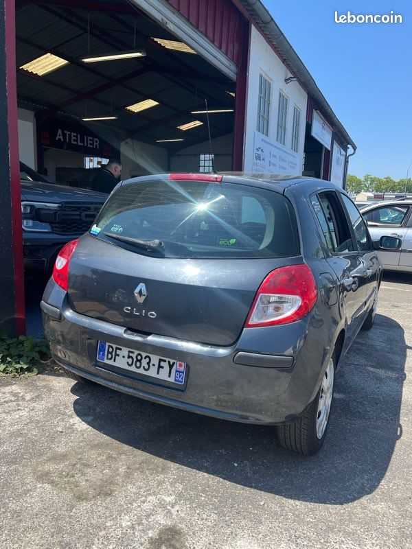 CLIO 3 1.5DCI 90ch (image 2)