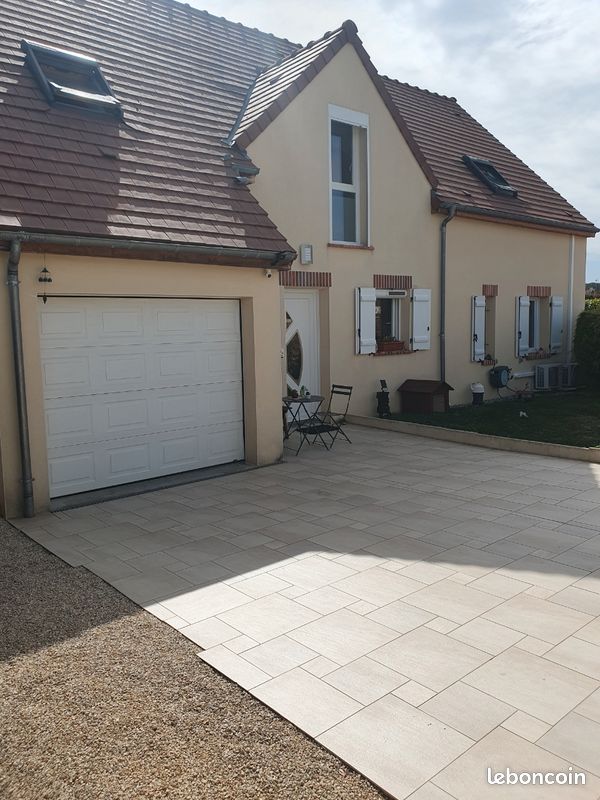 Maison 7 pièces 185 m² · à Monéteau · 185 m² · 329 000 €