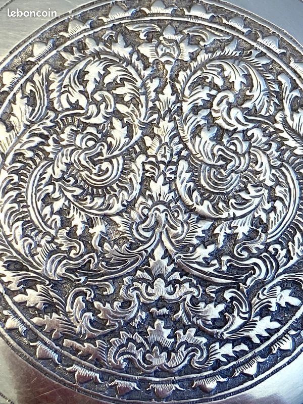 Poudrier Ancien En Argent Massif 900 - Richement Ciselé - Occasion Vintage