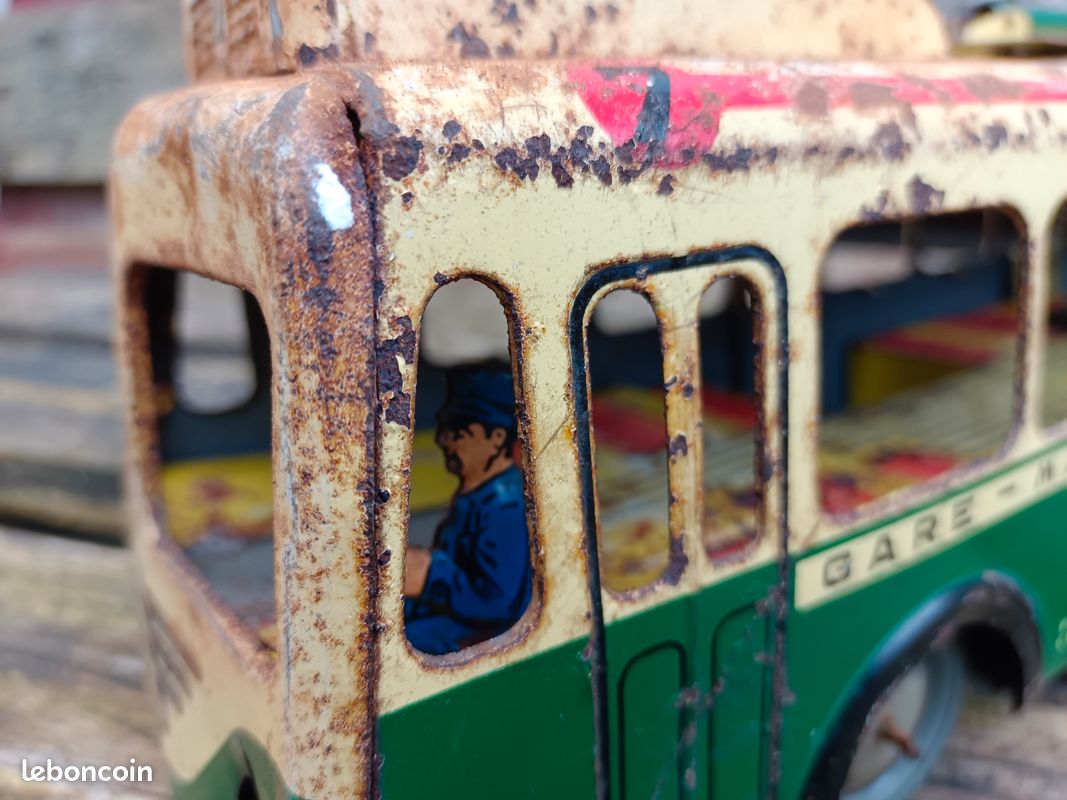 Jouet en bois Janod Bolid Bus scolaire - Autre circuits et véhicules