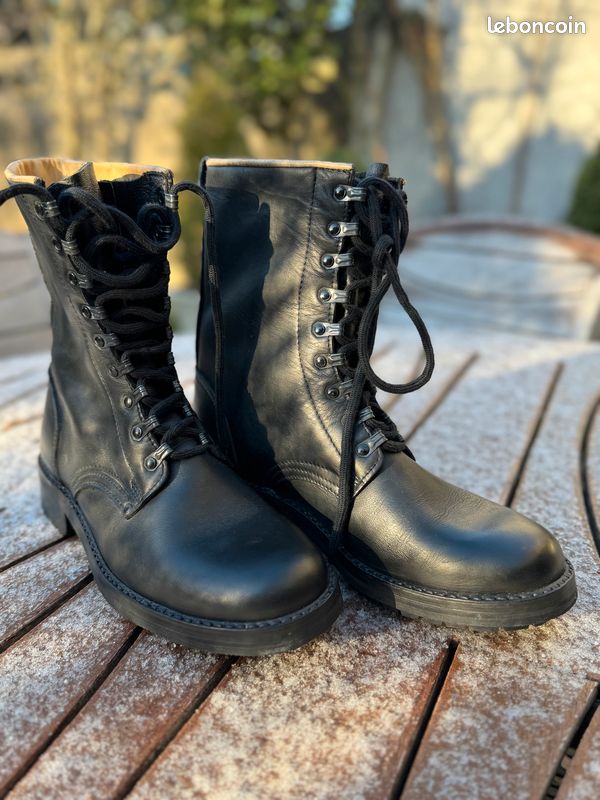 Bottines Rangers en cuir noir neuves– Fabrication Italienne – Style Combat Boots (image 12)