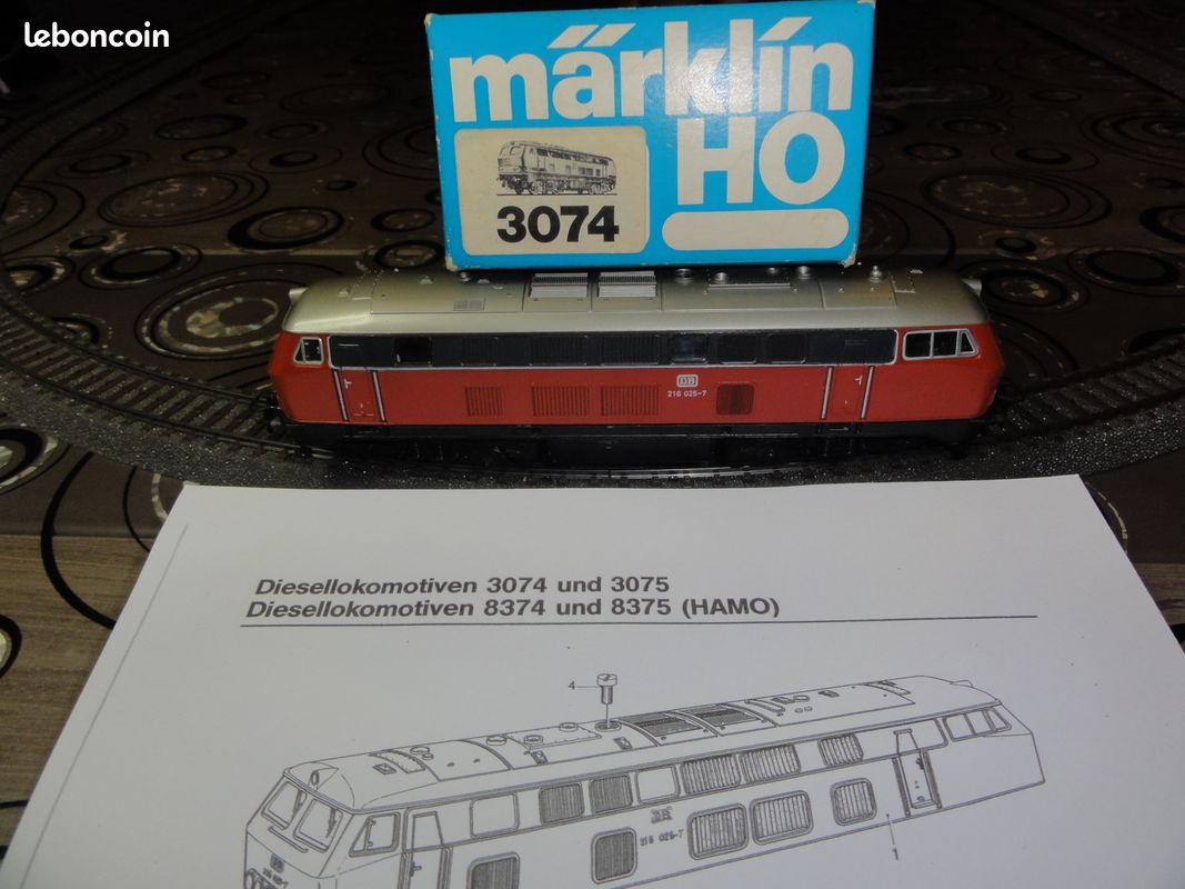 MARKLIN: A Märklin H0 3074 Bo-Bo Diesel locomotive - BR 216 - DB