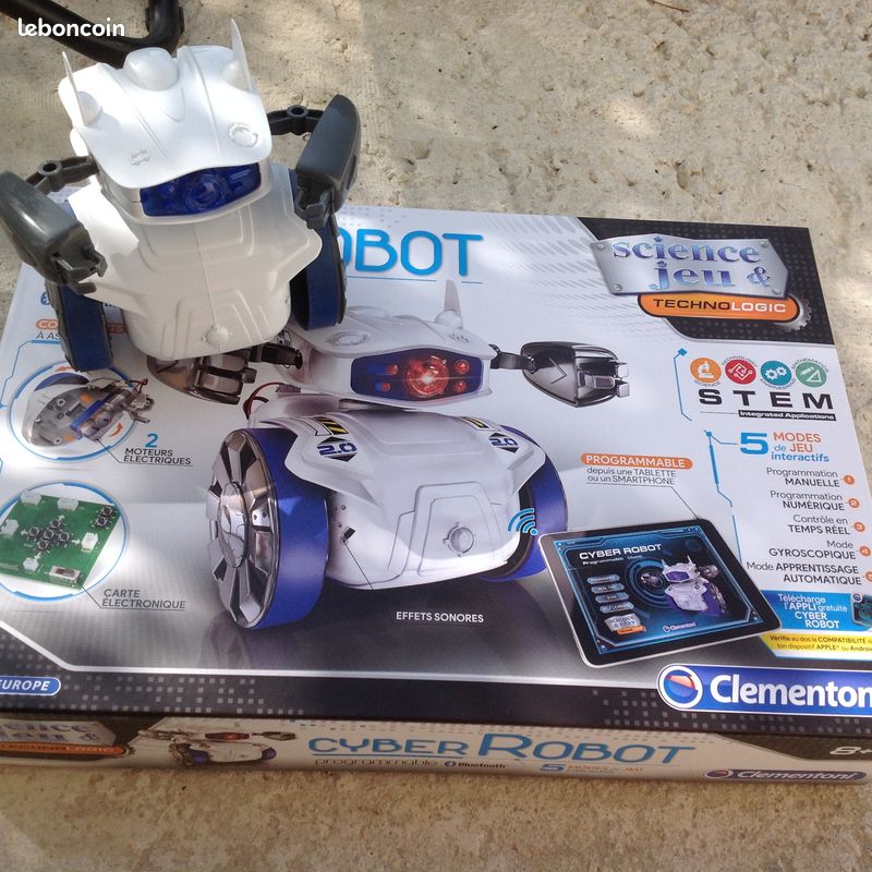 Robot connecte (image 1)