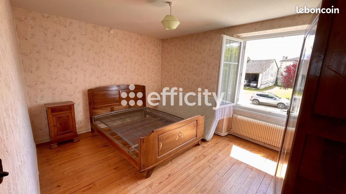 Maison 9 pièces 196 m² - Champniers 16430 (image principale 10)