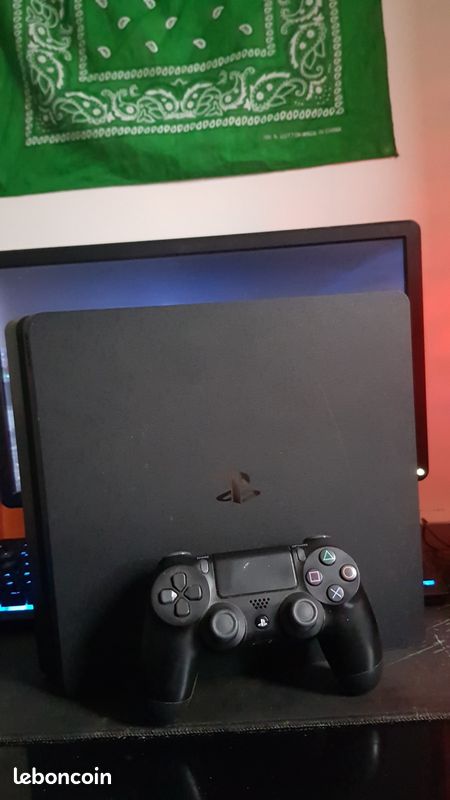 PS4 500Go Manette (image 2)