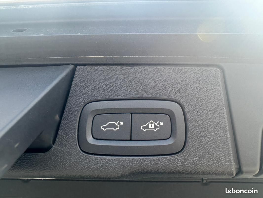Volvo XC60 T6 AWD Hybride rechargeable 253 ch+145 ch Geartronic 8 Start (image 33)