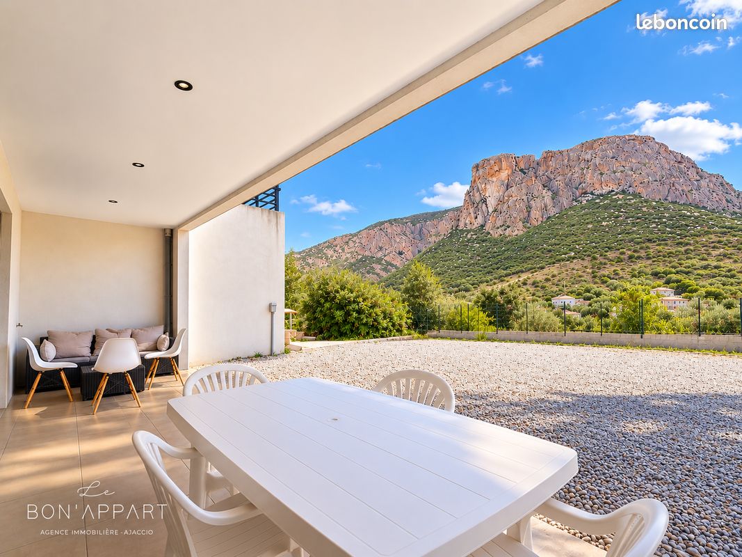Appartement 2 pièces 48 m² · à Afa · 48 m² · 925 €/mois