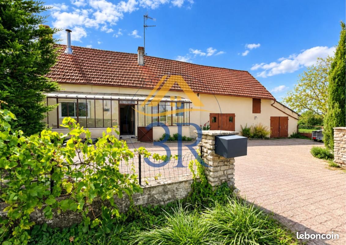 Maison 4 pièces 106 m² · à Saint-Gervais-en-Vallière · 106 m² · 189 000 €