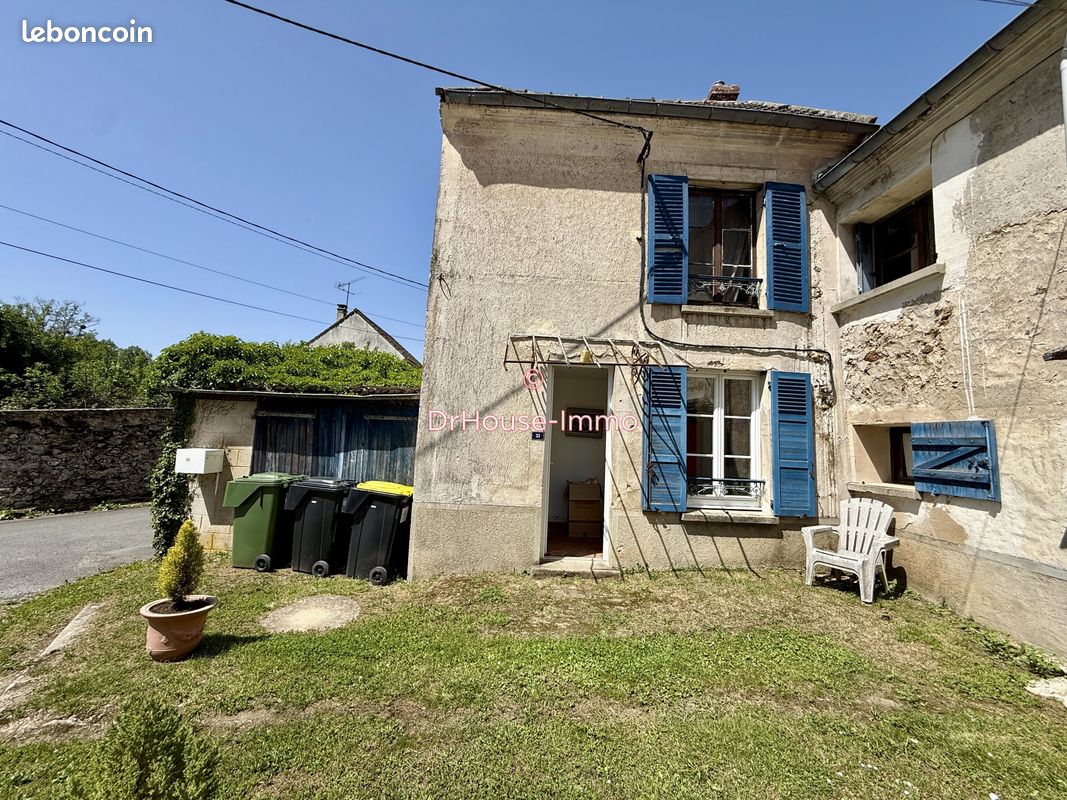 Maison 5 pièces 134 m² · à Saint-Cyr-sur-Morin · 134 m² · 92 000 €