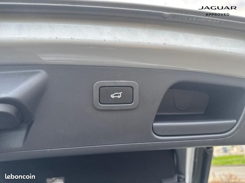 Jaguar E-Pace P200 FlexFuel MHEV R-Dynamic SE BVA AWD (image 6)