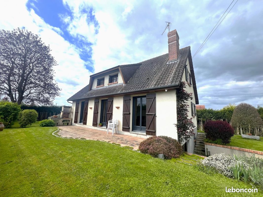 Maison 6 pièces 185 m² · à Forges-les-Eaux · 185 m² · 178 000 €