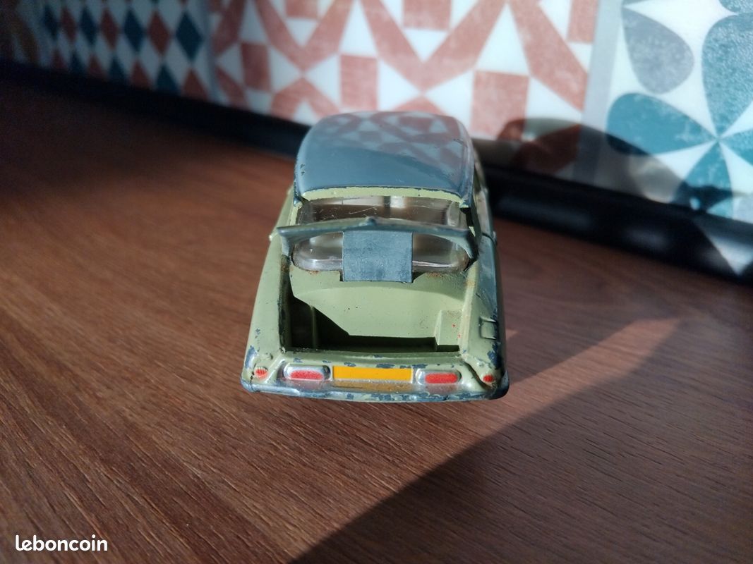 La police vue par CIJ et Dinky Toys France – Filrouge automobile