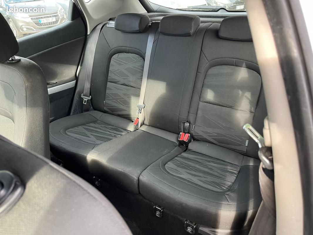 Kia Cee'd CEE-D 2 1.4 CRDI - 16V TURBO (image 37)