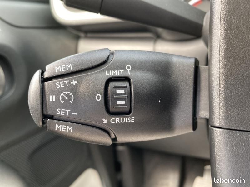 Citroen C3 1.2 PureTech 83ch S&S YOU (image 13)
