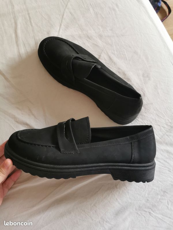 Mocassins noirs (image 1)