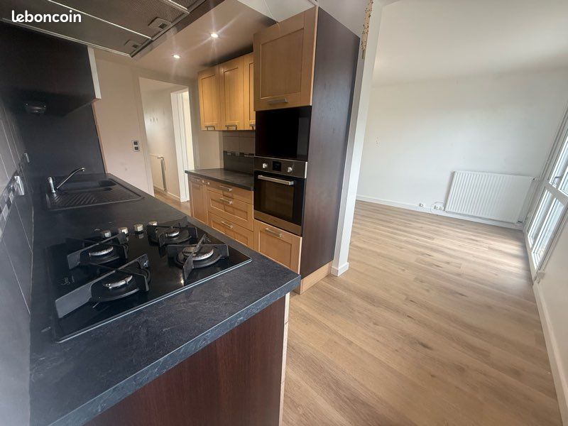 Maison 4 pièces 96 m² · à Locminé · 96 m² · 890 €/mois