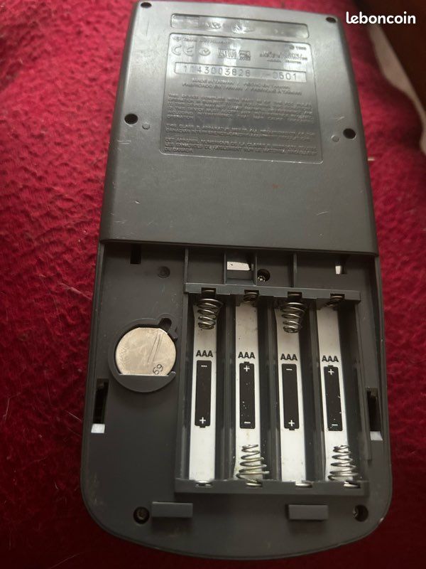 Calculatrice Texas TI 82 - Papeterie & Fournitures scolaires