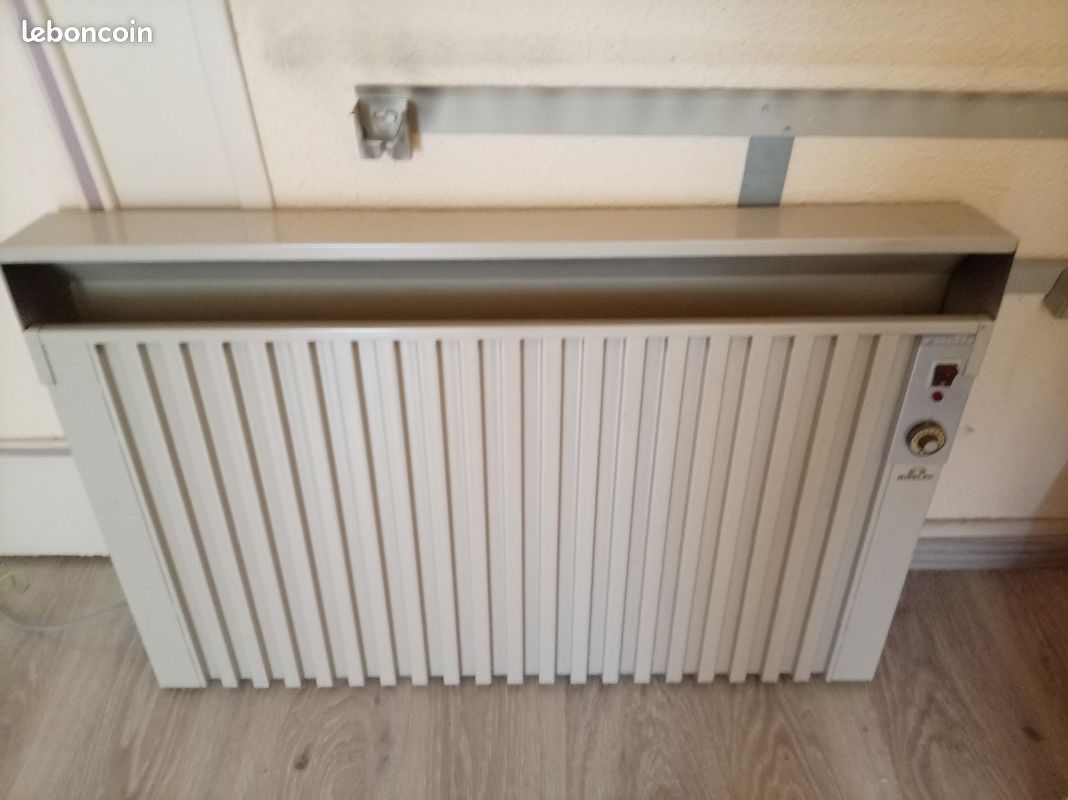 Lot de 7 Radiateur Electrique ( 200 les 7 NEGOCIABLE ) )de différentes grandeur , avec supports et câble . Envoi des dimensions sur demande (image 6)