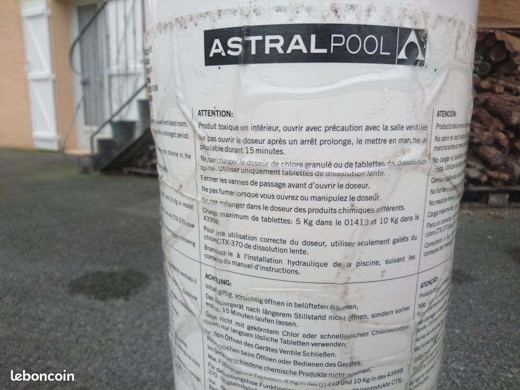 Distributeur de chlore ou brome pour piscine (image 4)