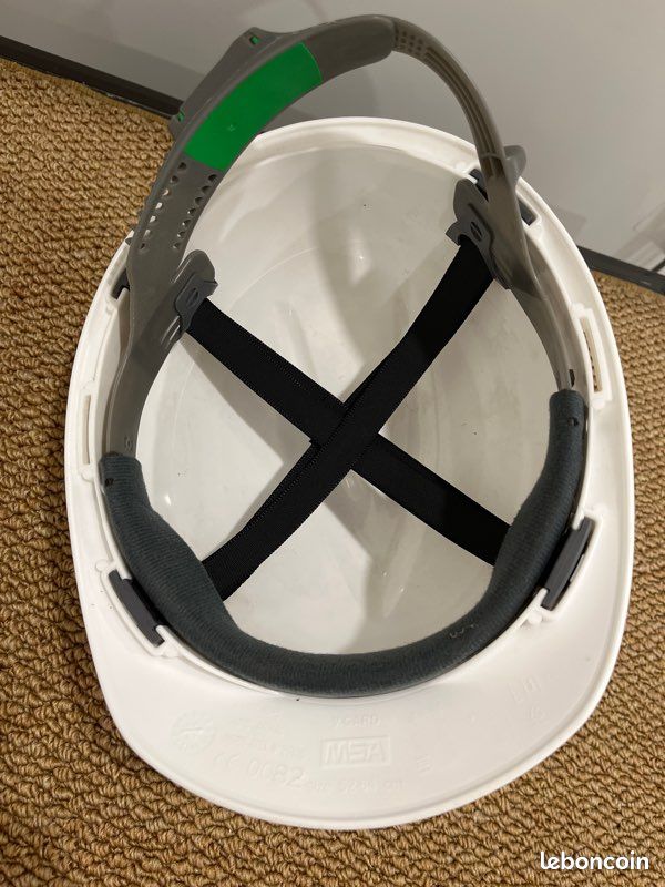 Casque de chantier MSA neuf couleur blanche (image 2)