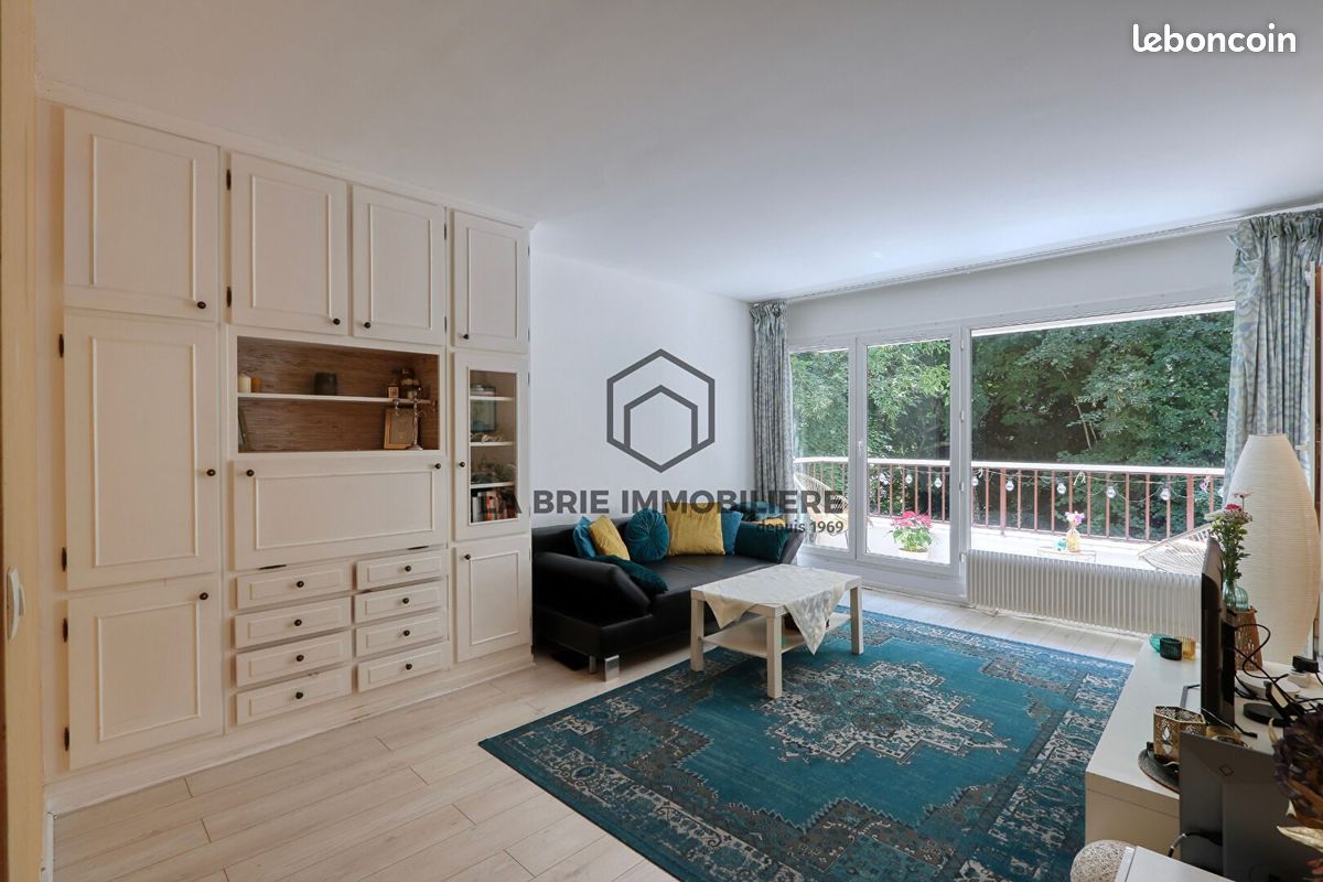 Appartement 2 pièces 52 m² · à Brunoy · 52 m² · 179 000 €