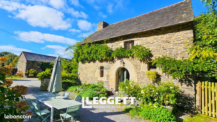 Maison 12 pièces 301 m²