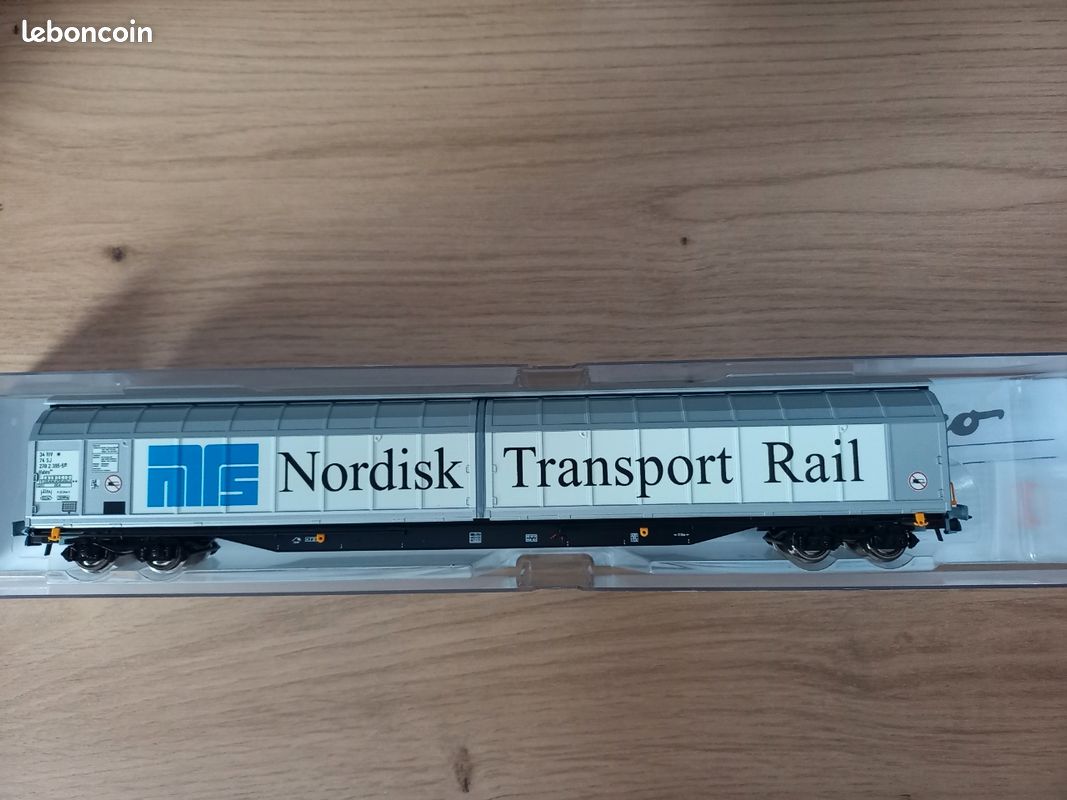 Wagon à parois coulissantes NORDISK TRANSPORT RAIL ROCO 76486 (image 1)