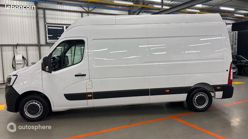 Renault Master Véhicule utilitaire ou Société F3500 L3H3 2.3 Blue dCi 135ch Confort Euro6E (image 8)