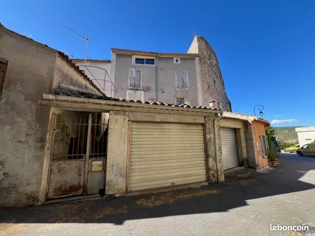 Maison 150 m² · à Céreste-en-Luberon · 150 m² · 129 000 €