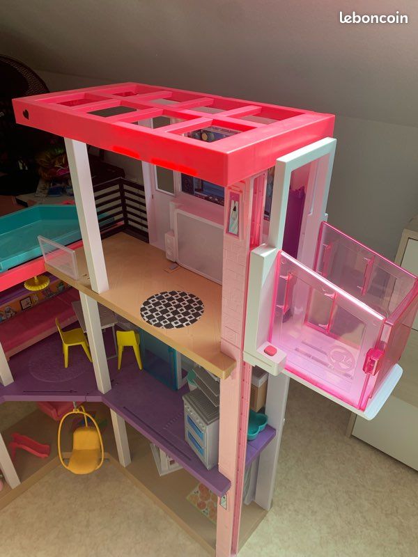 Maison barbie (image 2)