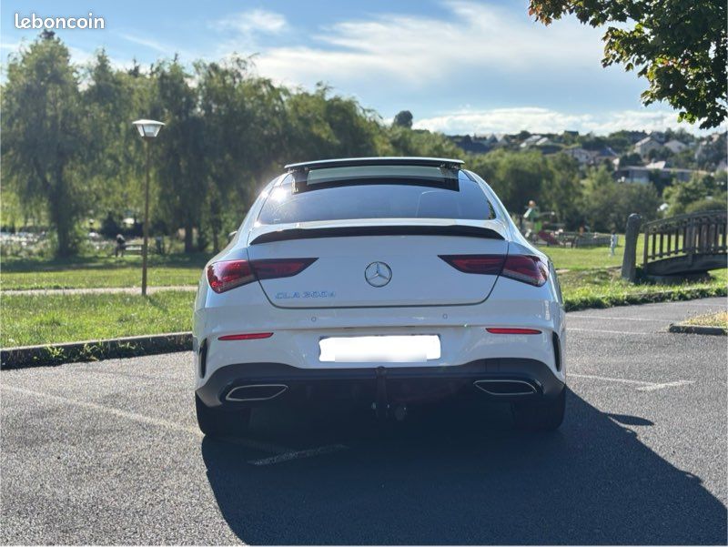 Mercedes CLA 200D pack AMG - Voitures