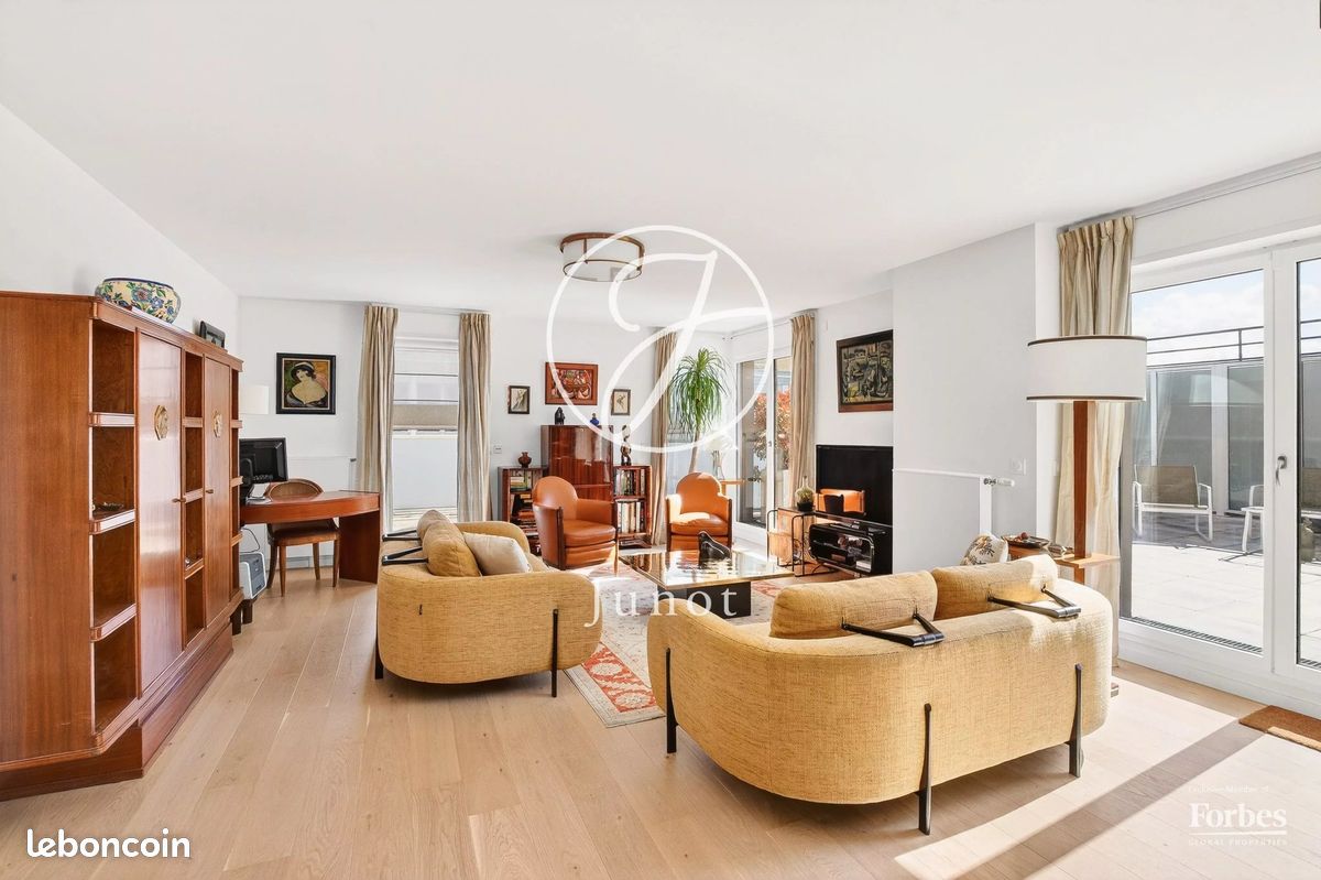 Appartement 4 pièces 109 m² · à Rueil-Malmaison · 109 m² · 995 000 €