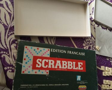 Jeu De Société Scrabble Classique Français - Édition Avec Tourniquet, Occasion, âge 10+