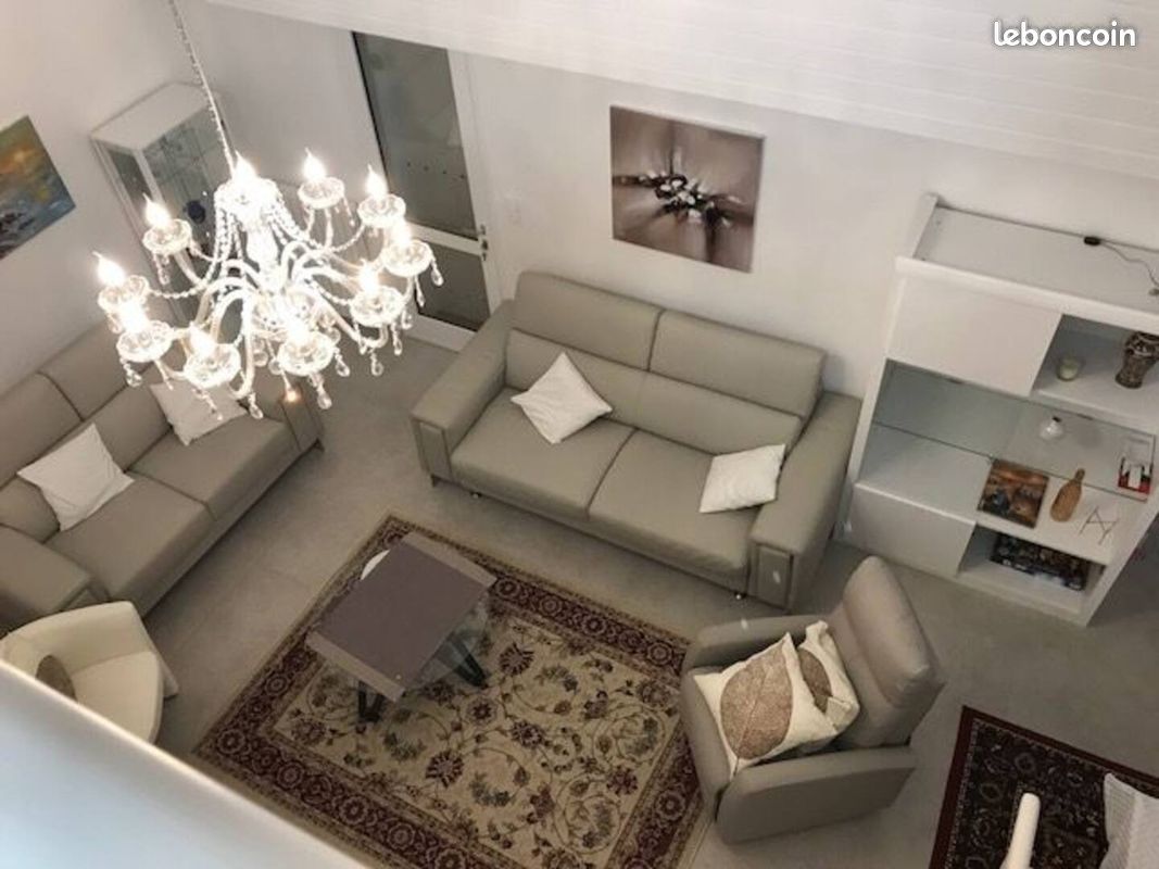 Maison 7 pièces 160 m² · à Vannes · 160 m² · 2 600 €
