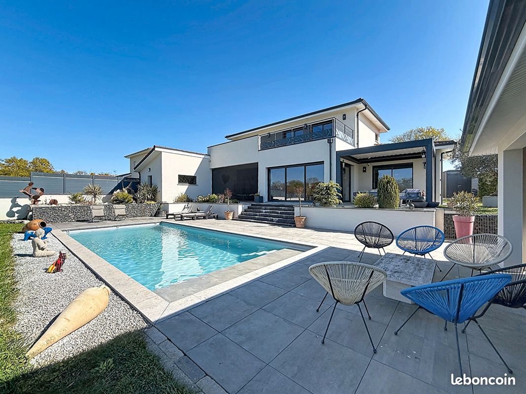 Maison 5 pièces 158 m² · à Meximieux · 158 m² · 630 000 €