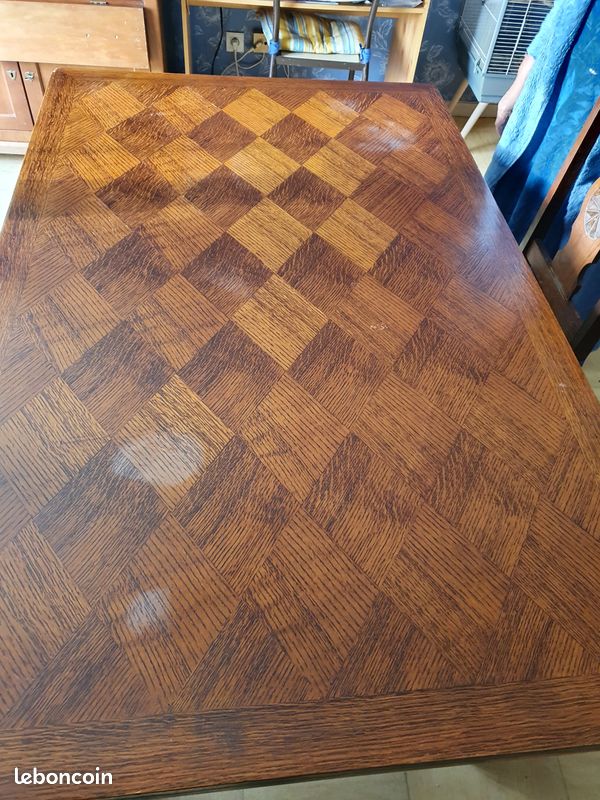 Table en bois (image 2)