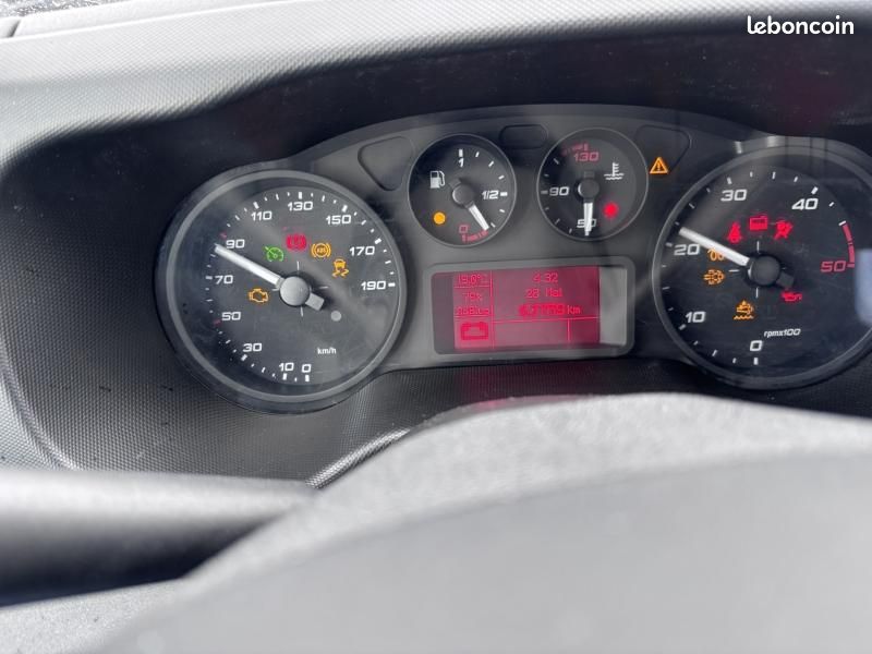 Iveco Daily CCb 35C16H3.0 L - BENNE + COFFRE - 32 500 HT (image 9)