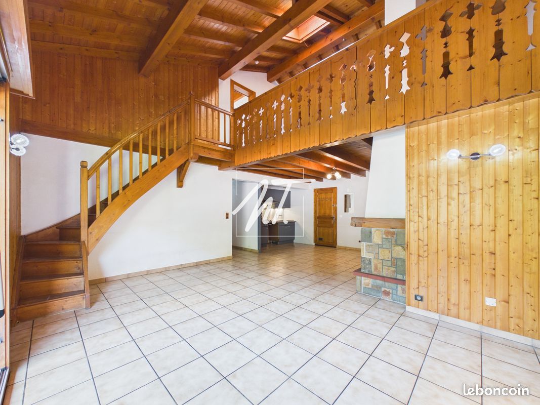Appartement 5 pièces 107 m² · à Les Gets · 107 m² · 550 000 €