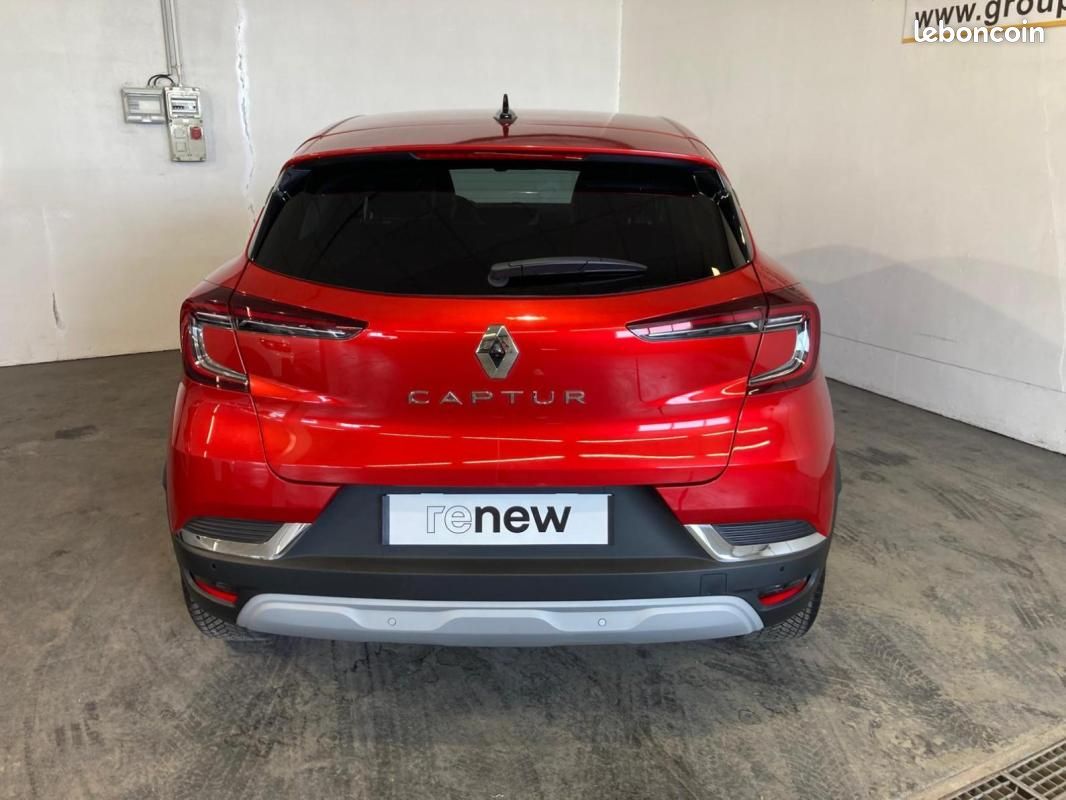 Renault Captur mild hybrid 140 Techno (image 4)