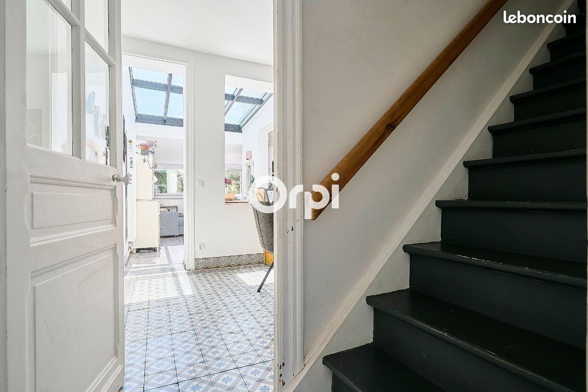 Maison 6 pièces 150 m² · à Lambersart · 150 m² · 577 750 €