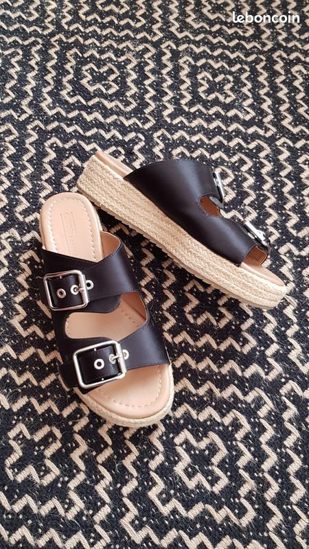 Mules compensées en satin noir avec semelles en corde façon espadrilles (image 15)
