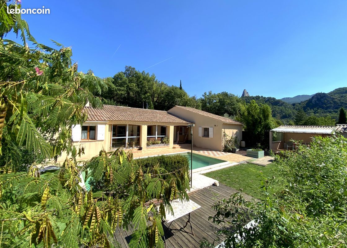 Maison 6 pièces 160 m² · à Buis-les-Baronnies · 160 m² · 557 000 €
