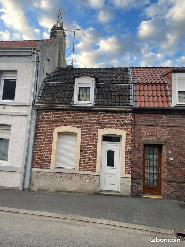 Maison 5 pièces 81 m² · à Sin-le-Noble · 81 m² · 870 €