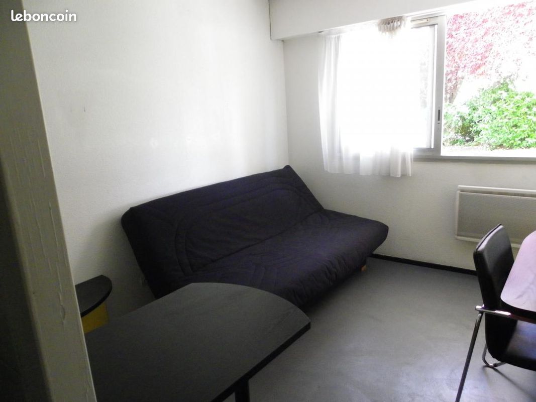 Studio meublé 5' fac médecine à pied - Poitiers 86000 (image principale 0)