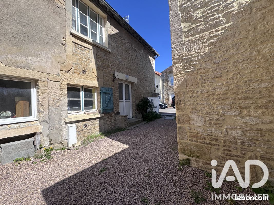 Maison 3 pièces 62 m² · à Bernières-sur-Mer · 62 m² · 180 000 €
