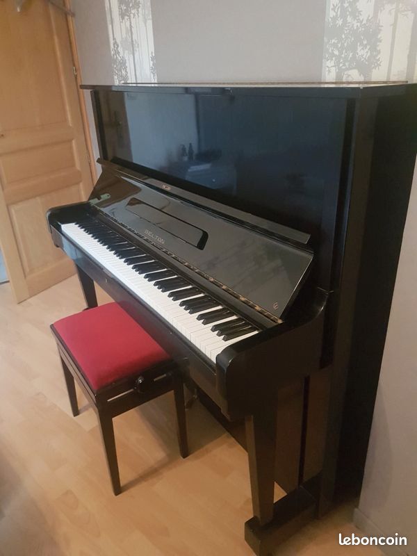 Piano droit (image 3)