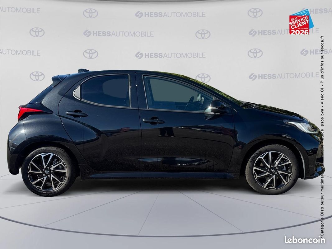 Toyota Yaris 116h Design 5p MY22 (image 4)