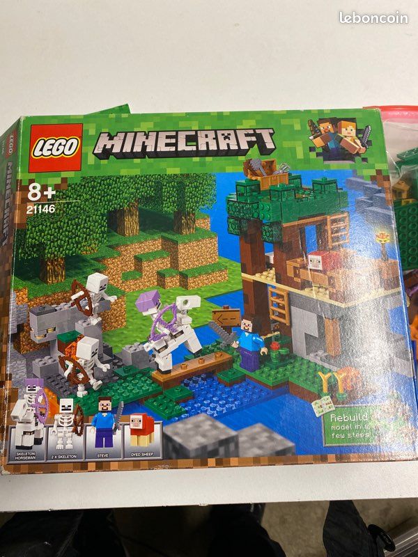 Lego Minecraft 21146 l attaque des squelettes complet avec boîte