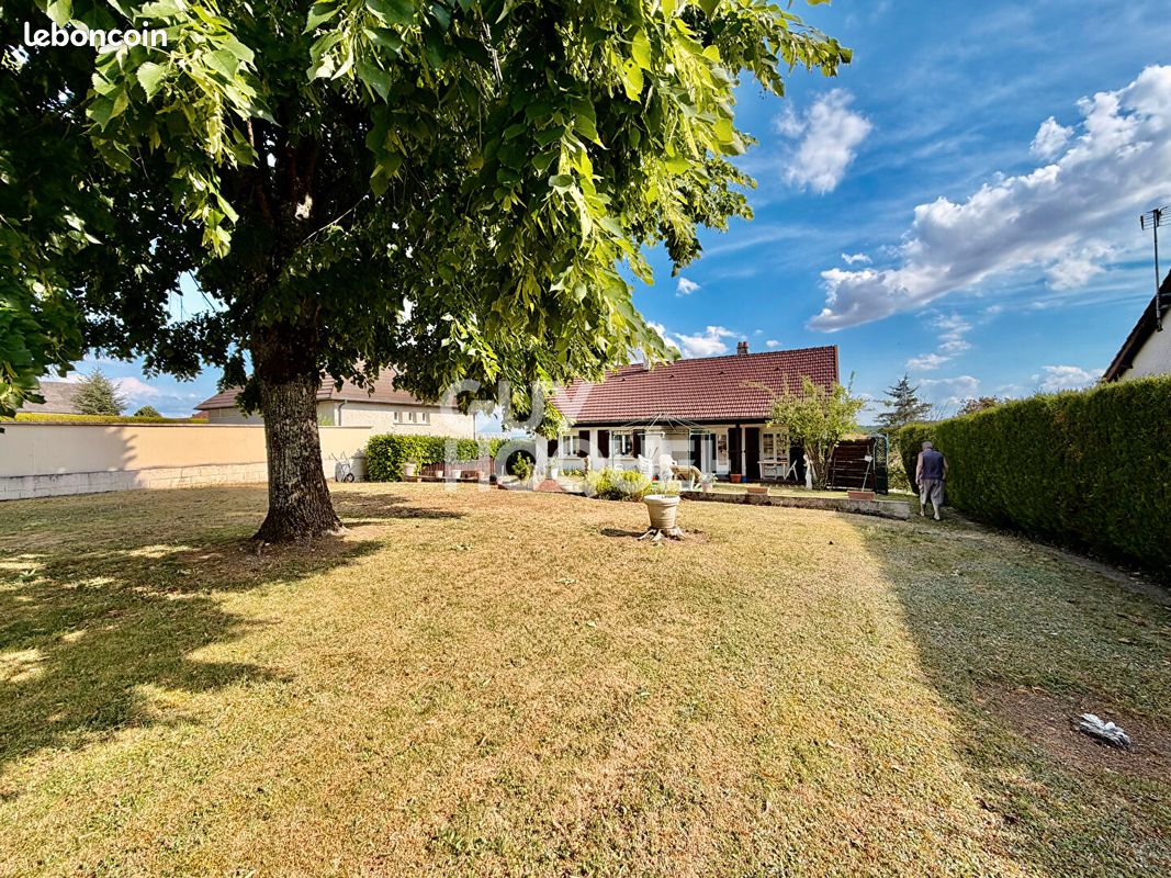 Maison 6 pièces 139 m² · à Til-Châtel · 139 m² · 300 000 €